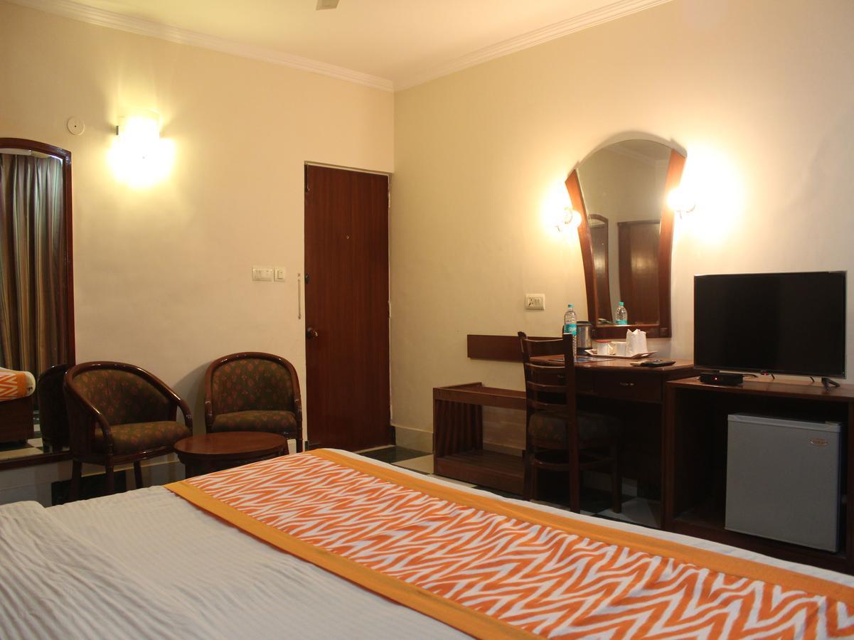 Oyo 5232 Kwality Hotel Dehradun Eksteriør bilde