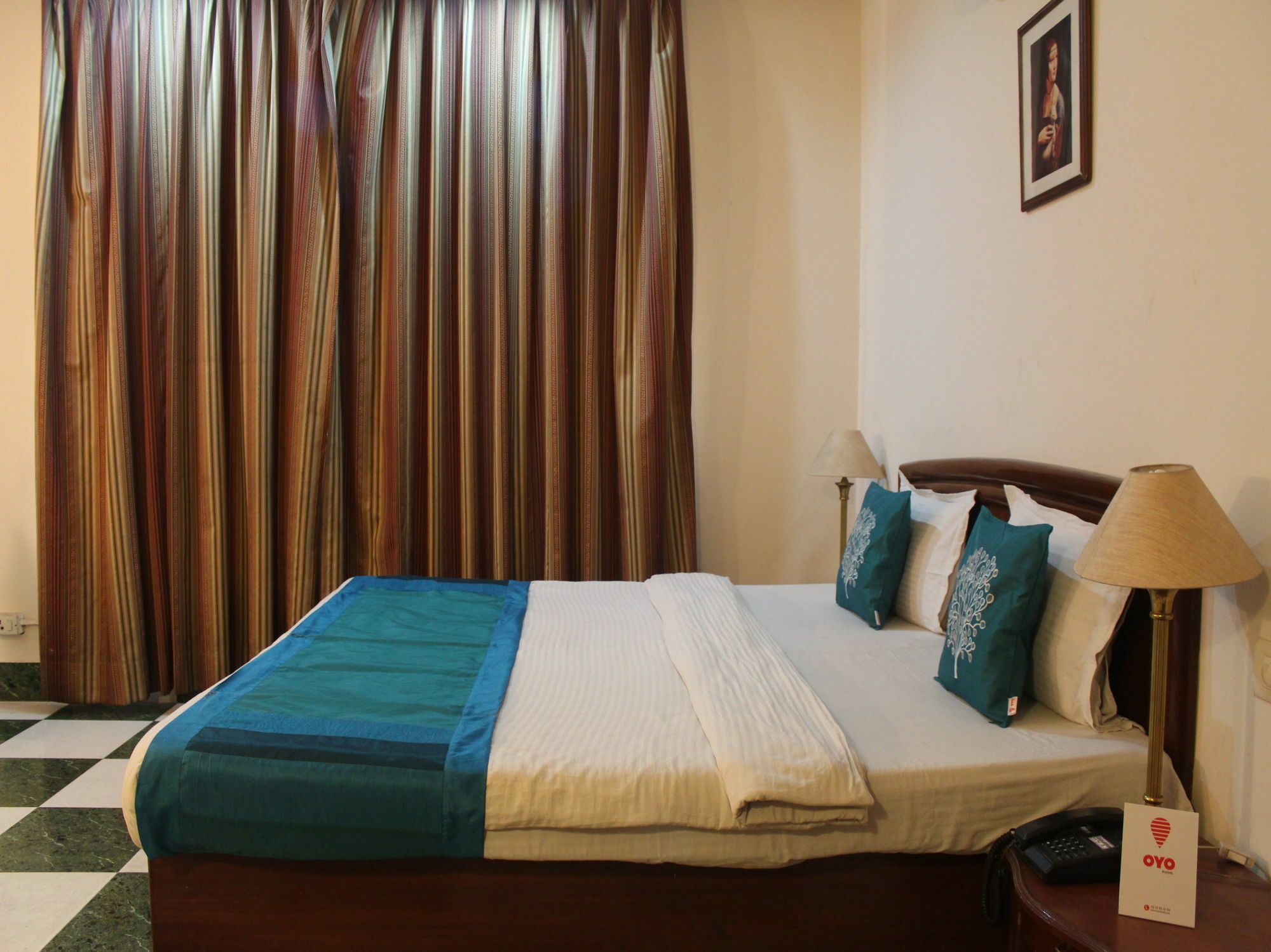 Oyo 5232 Kwality Hotel Dehradun Eksteriør bilde